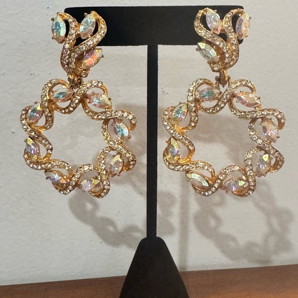 Elegant Gold and Crystal Earrings